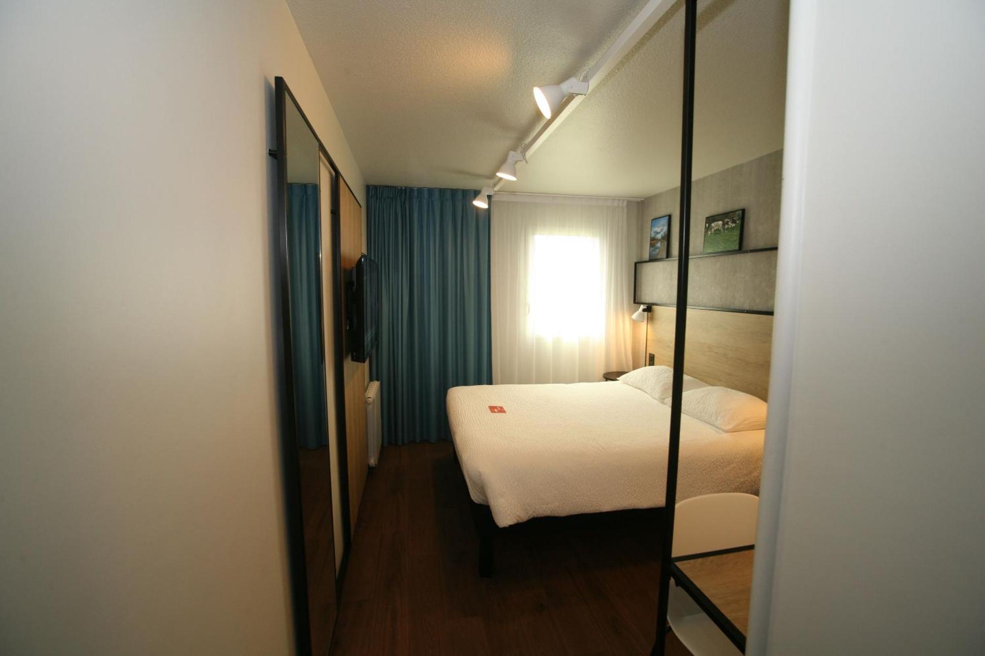 Ibis Saint-Lo Hotel Екстериор снимка
